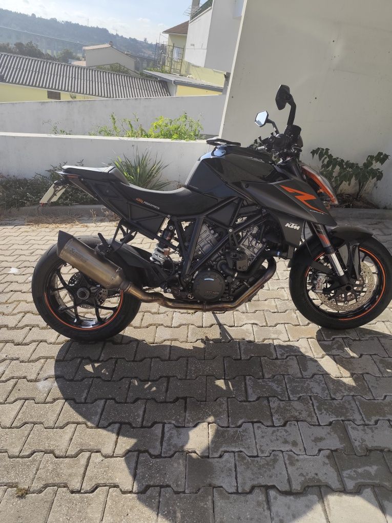 KTM Superduke 1290 R