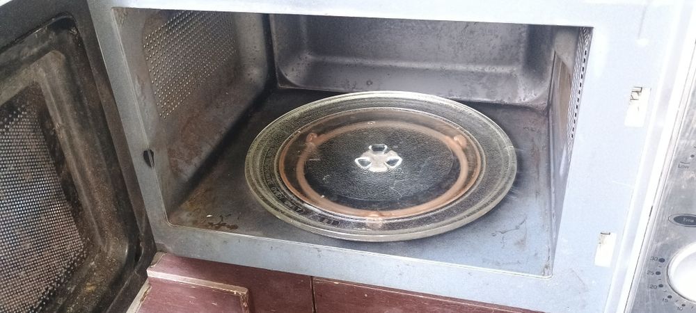 Микроволновка Gorenje MO17 ME б/у