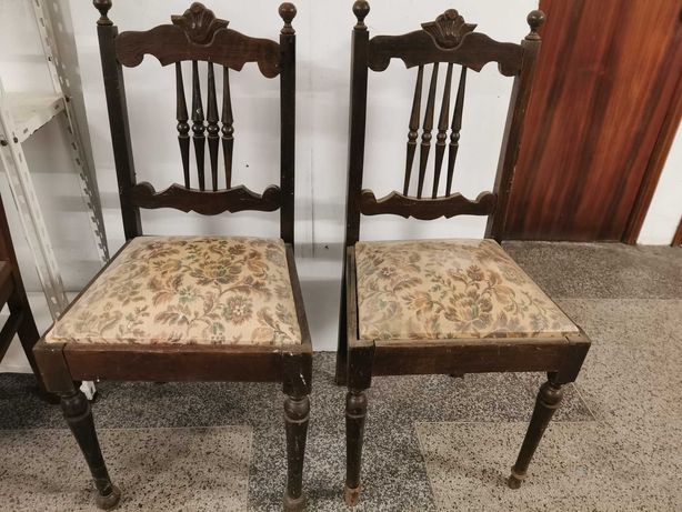 cadeiras antigas nunca usadas