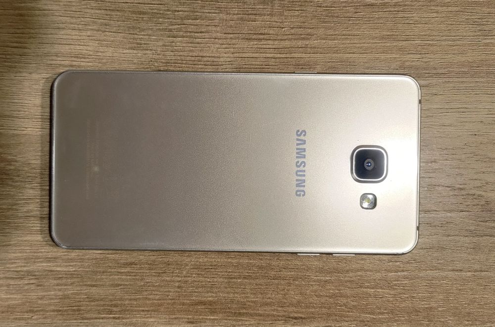 Samsung Galaxy A5 (6) 16GB złoty
