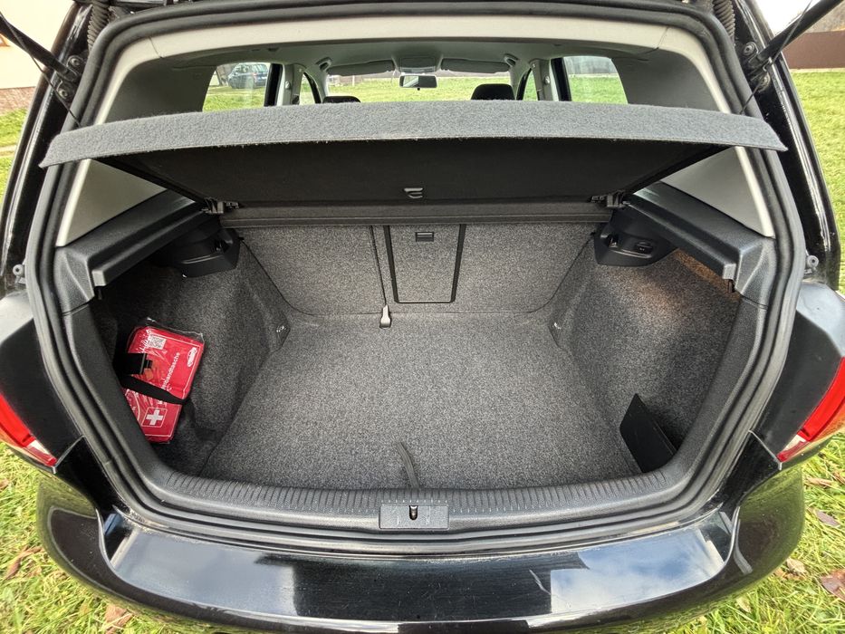 Volkswagen Golf 6 1,6 МРі бензин