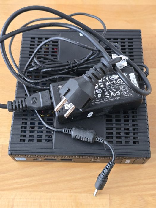 Mini komputer terminal Dell 5010 Wyse Dx0D z chłodzeniem pasywnym