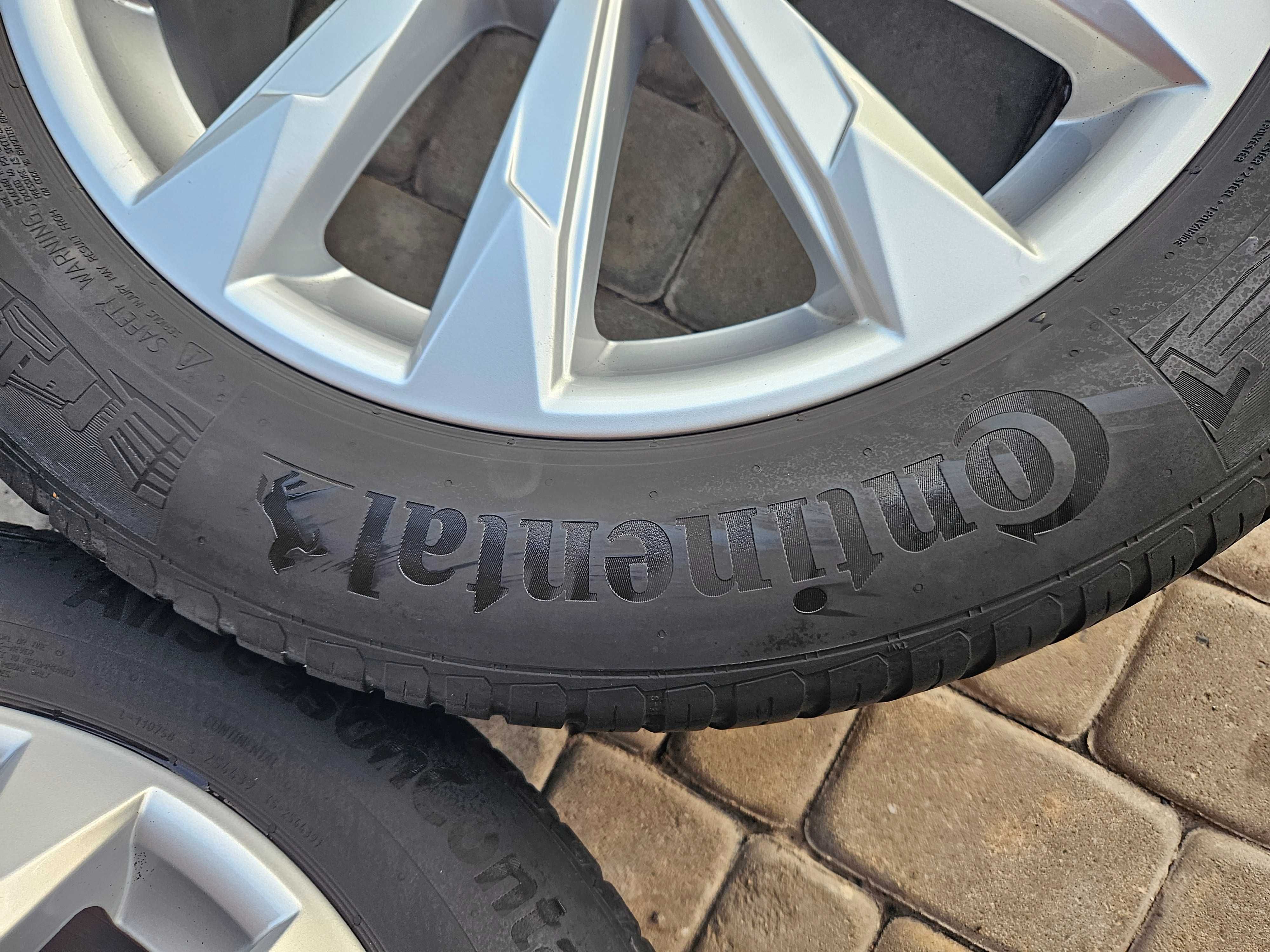 Alufelgi koła AUDI Q3 83A  235/55/18 83A601025G