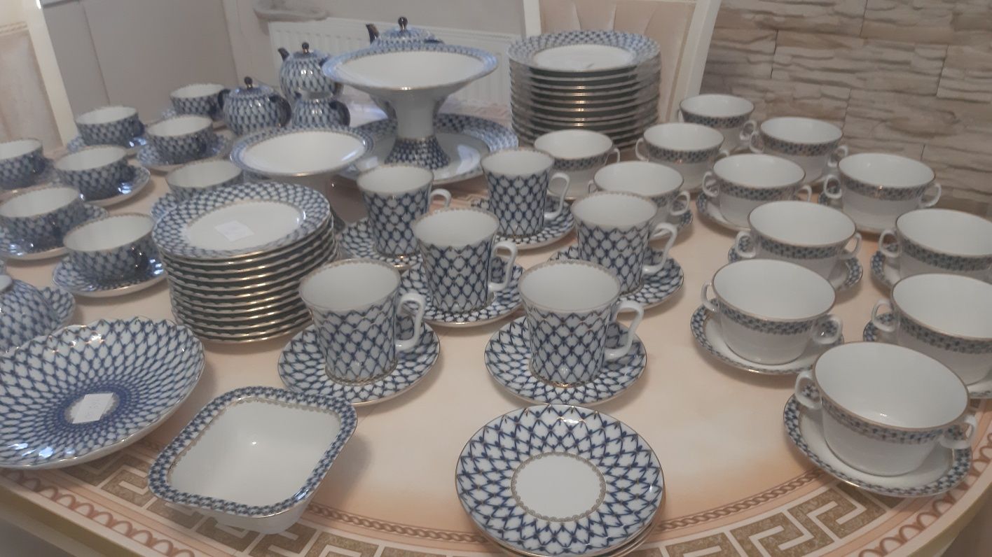 Komplet porcelanowy- stan idealny!