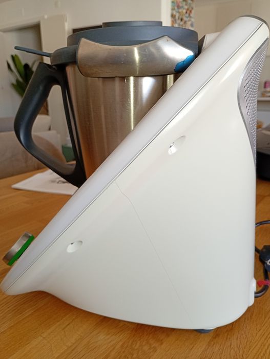 Bimby tm6 oferta de saco de transporte e forma de bolos