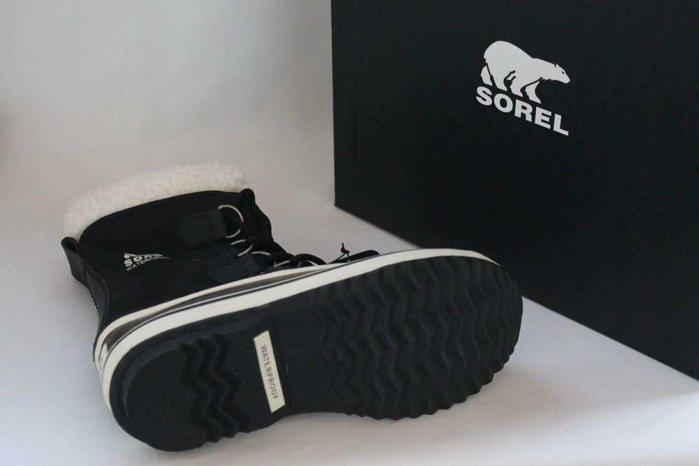 Sorel Winter Carnival амер. 6  євро 37 см-23,5