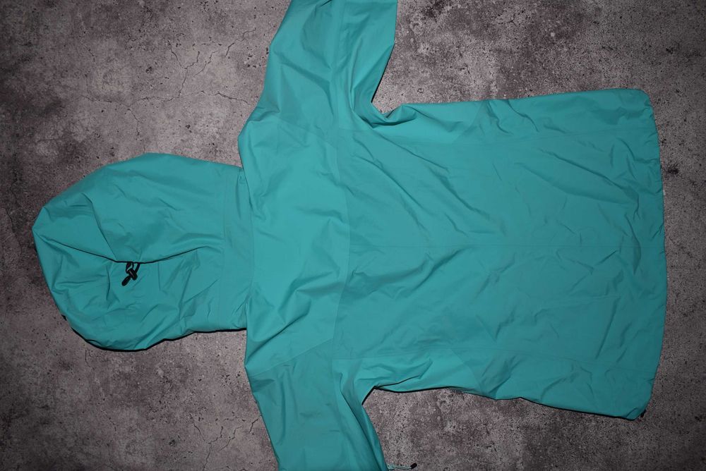 Arcteryx Beta LT GTX (Жіноча Куртка на Мембрані Гортекс Арктерікс)