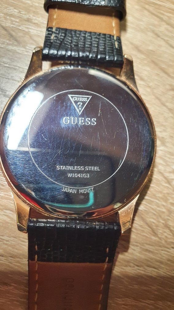 Часы GUESS W1041G3