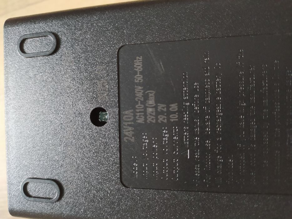 Зарядне 8s LiFePo 29.2в 10А (300w) М8 M8