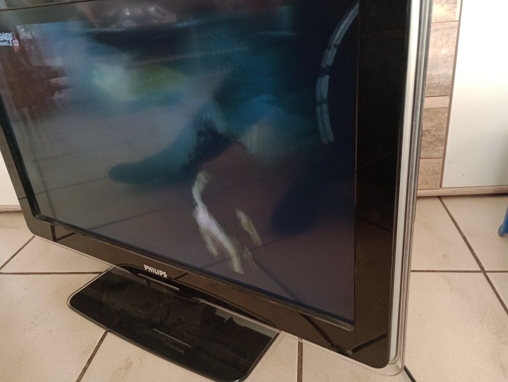 Sprzedam telewizor LCD Philips 32cale