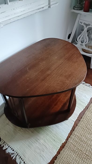 Stolik drewniany pomocnik