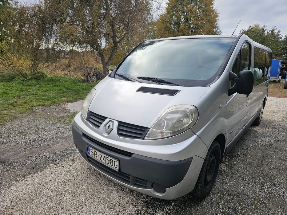 Renault Trafic long 2.0dci Polski Salon 9 osobowy