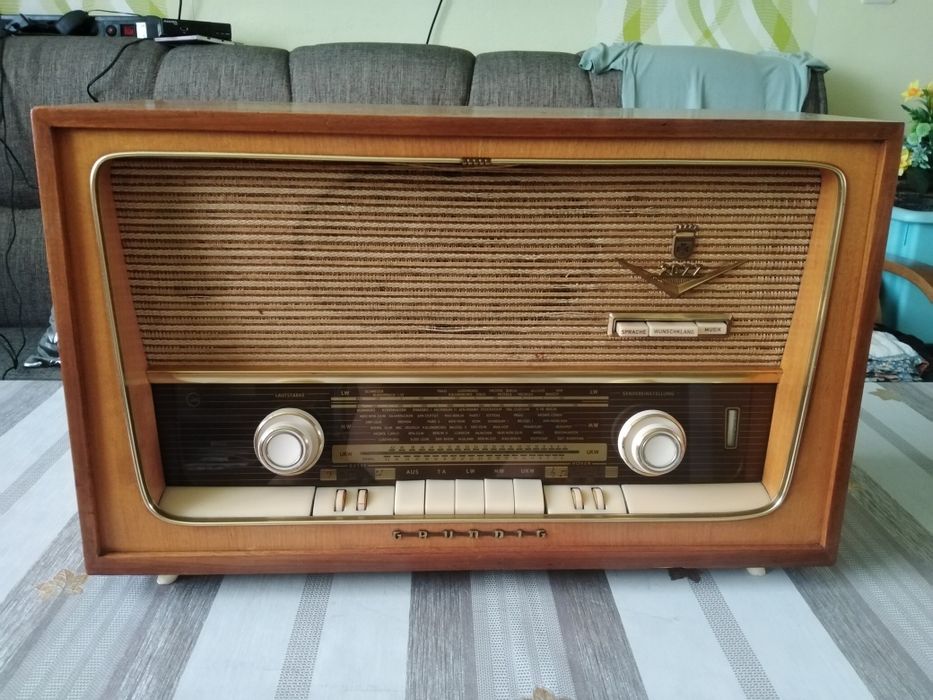 Stare radio lampowe Grundig 2077 - sprawne - stan bardzo dobry