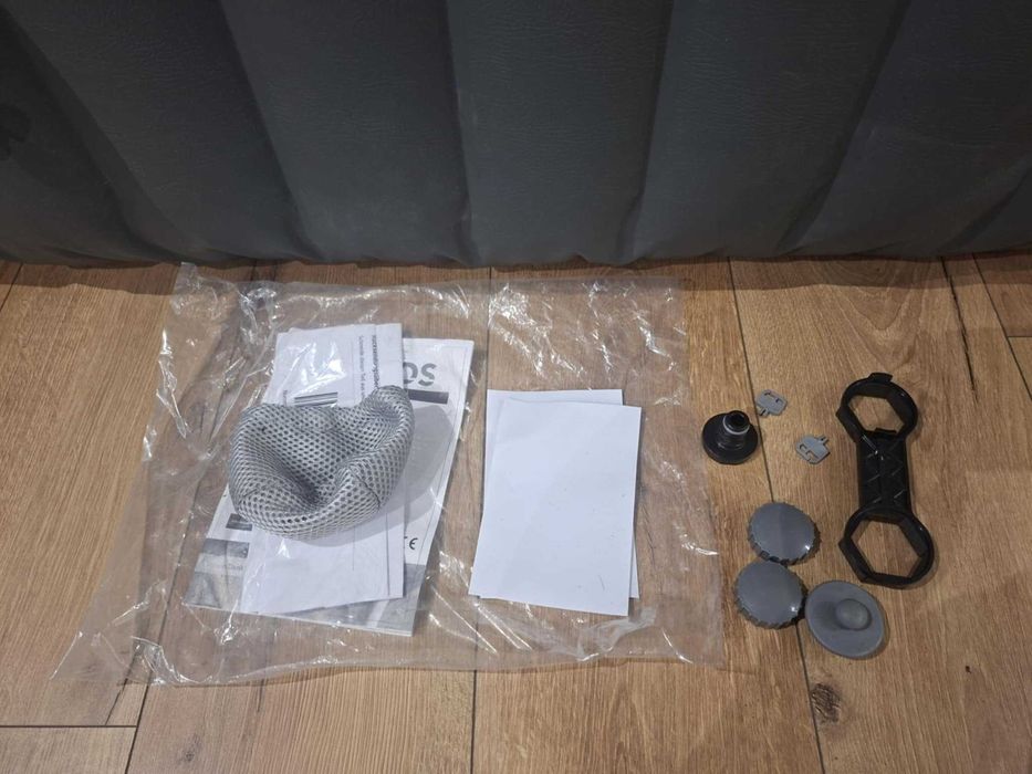 Basen spa jakuzzi Florence Arebos