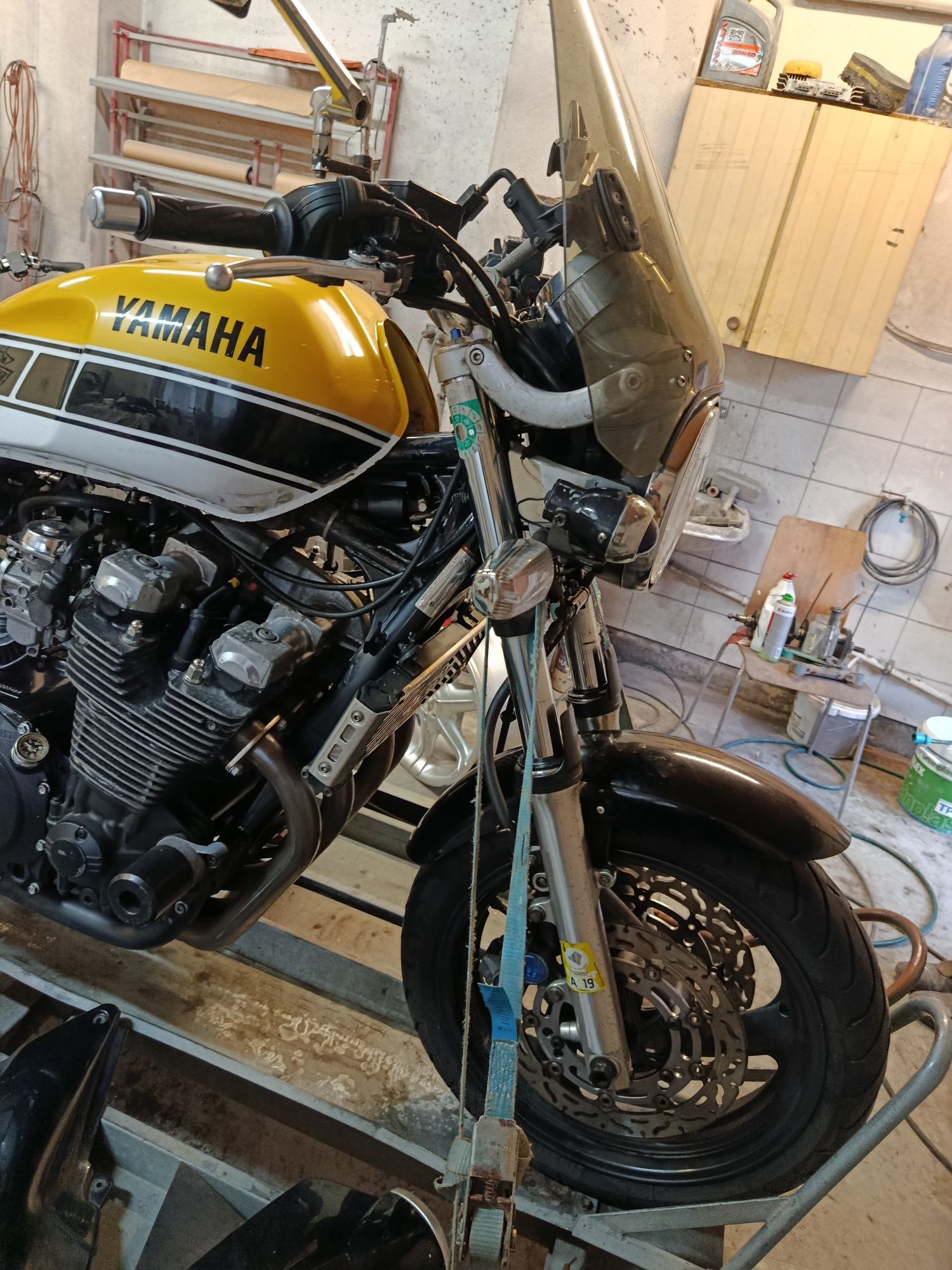 Yamaha xjr1300 zbiornik paliwa rama lagi silnik zegary  amortyzatory