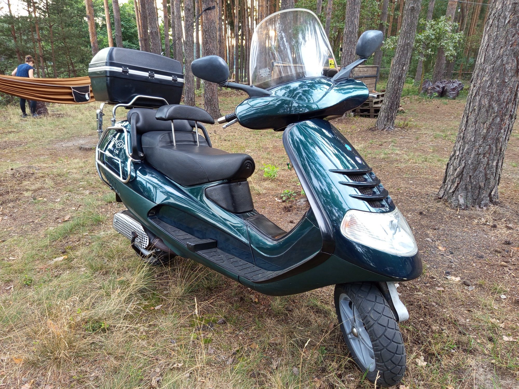 Piaggio Vespa Hexagon 125