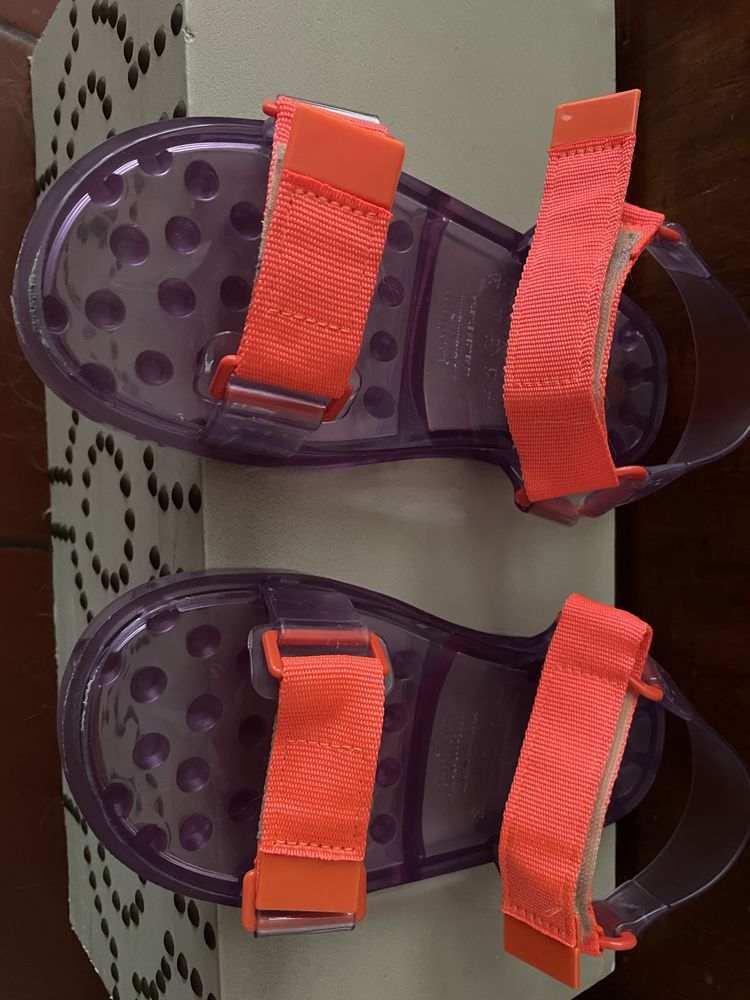 Sandalias melissas tamanho 39 em muito bom estado (usadas 2/3 vezes)