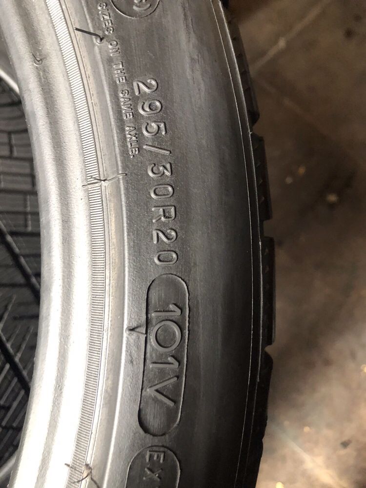 295/30/20+245/35/20 R20 Michelin Pilot Alpin 5 4шт зима