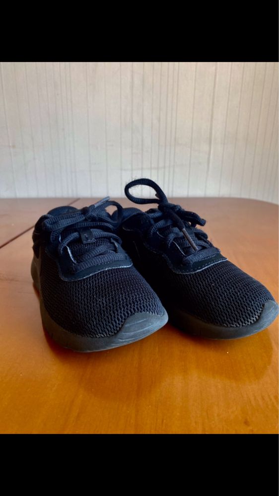 Кроссовки Nike оригинал  17,5 cм