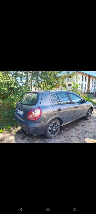 Nissan Almera  2004