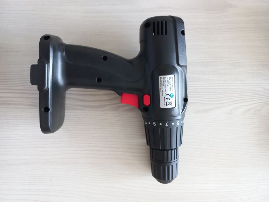Дриль акумуляторний (Шуруповерт)