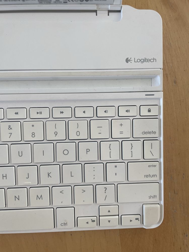 Logitech klawiatura do iPada