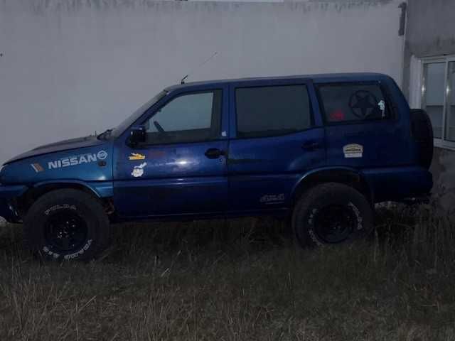 Nissan Terrano II Longo