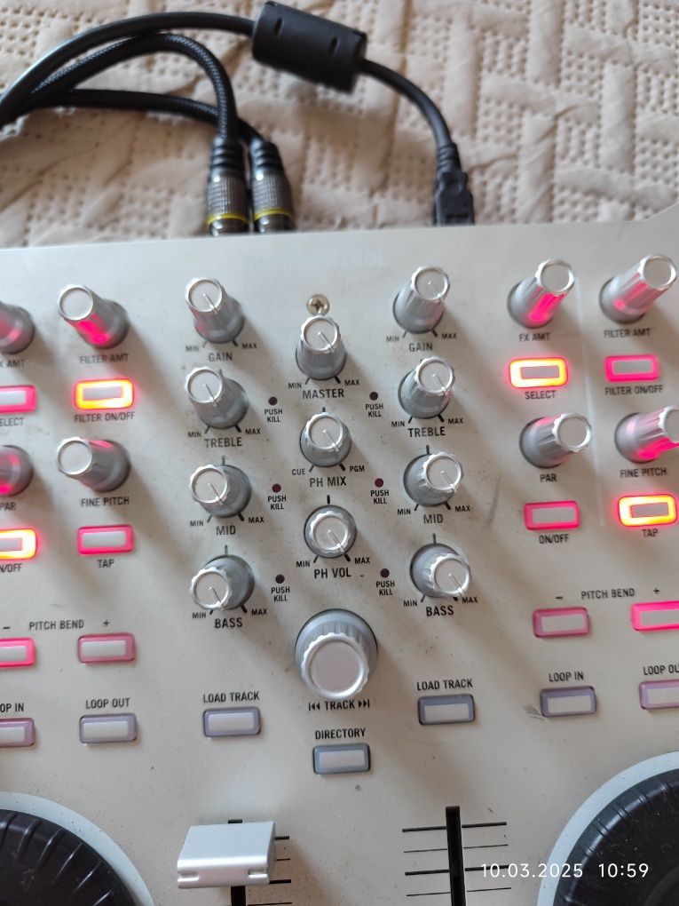 Kontroler mixer MIDI numark