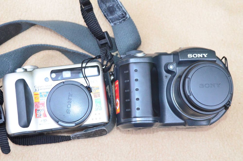 2001г светосильный профкомпакт Sony CyberShot DSC S75 Mavica MVC-CD500