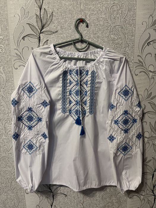 Вишиванка жіноча