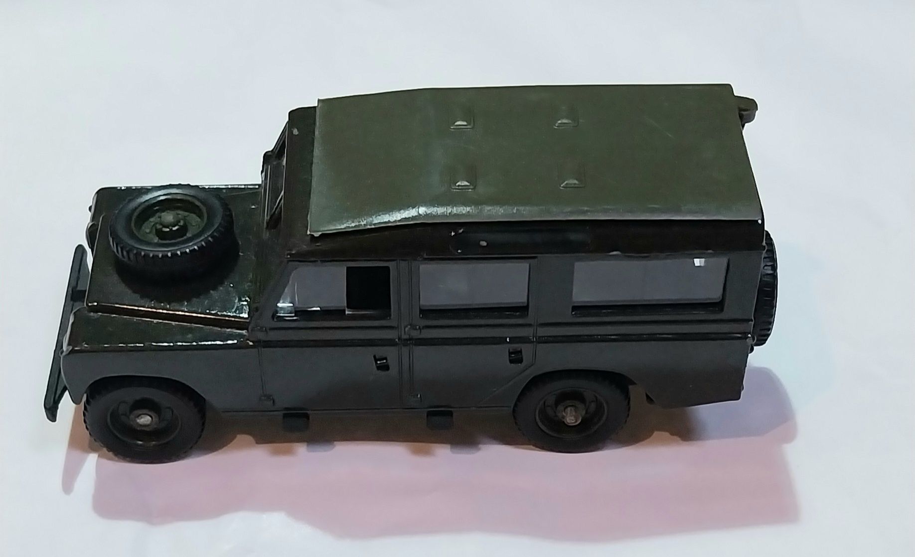 Miniatura da Solido Land Rover Defender 1/43