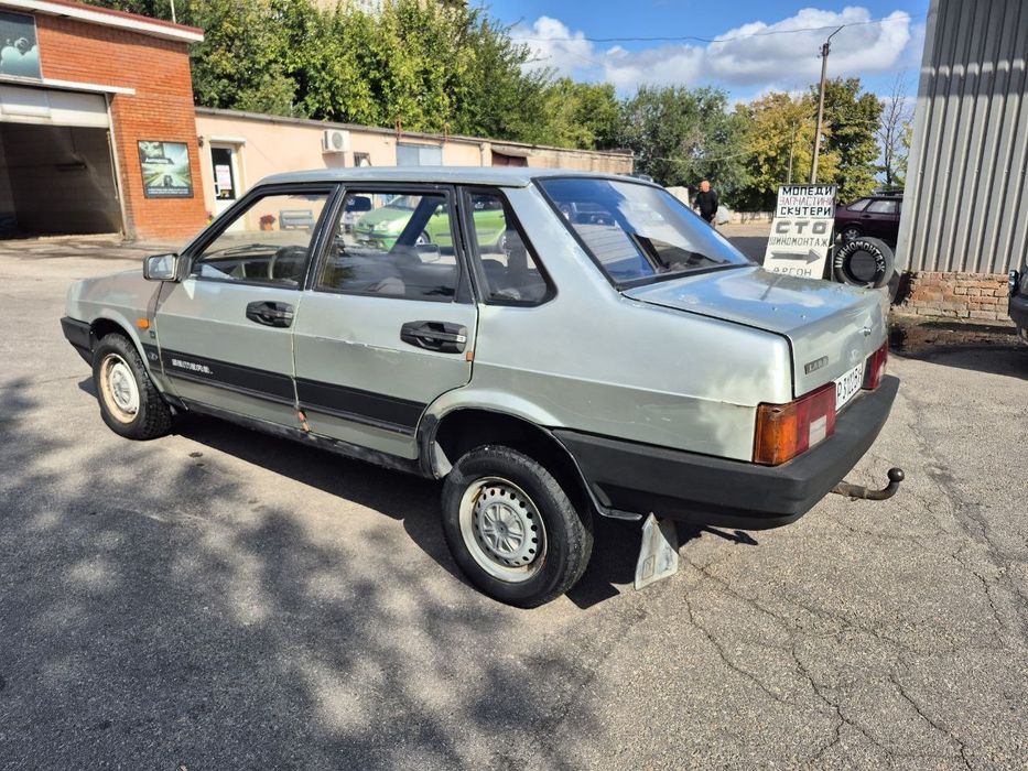 Ваз 21099 1.3 1992 Газ бензин
