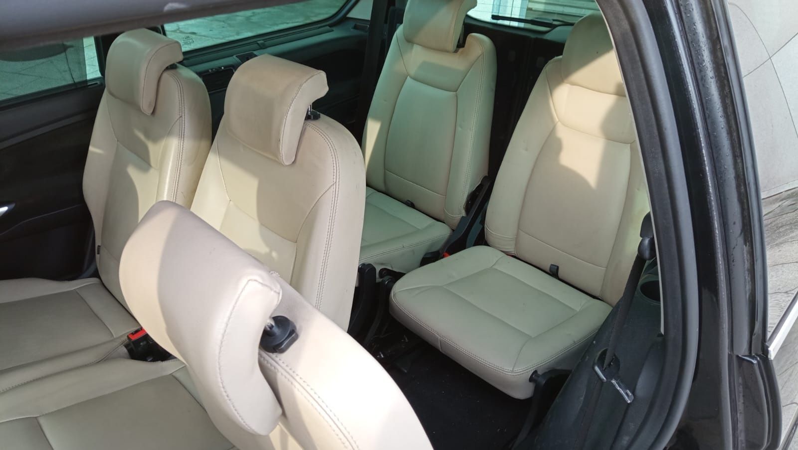 Ford Galaxy 2007 (reparação)