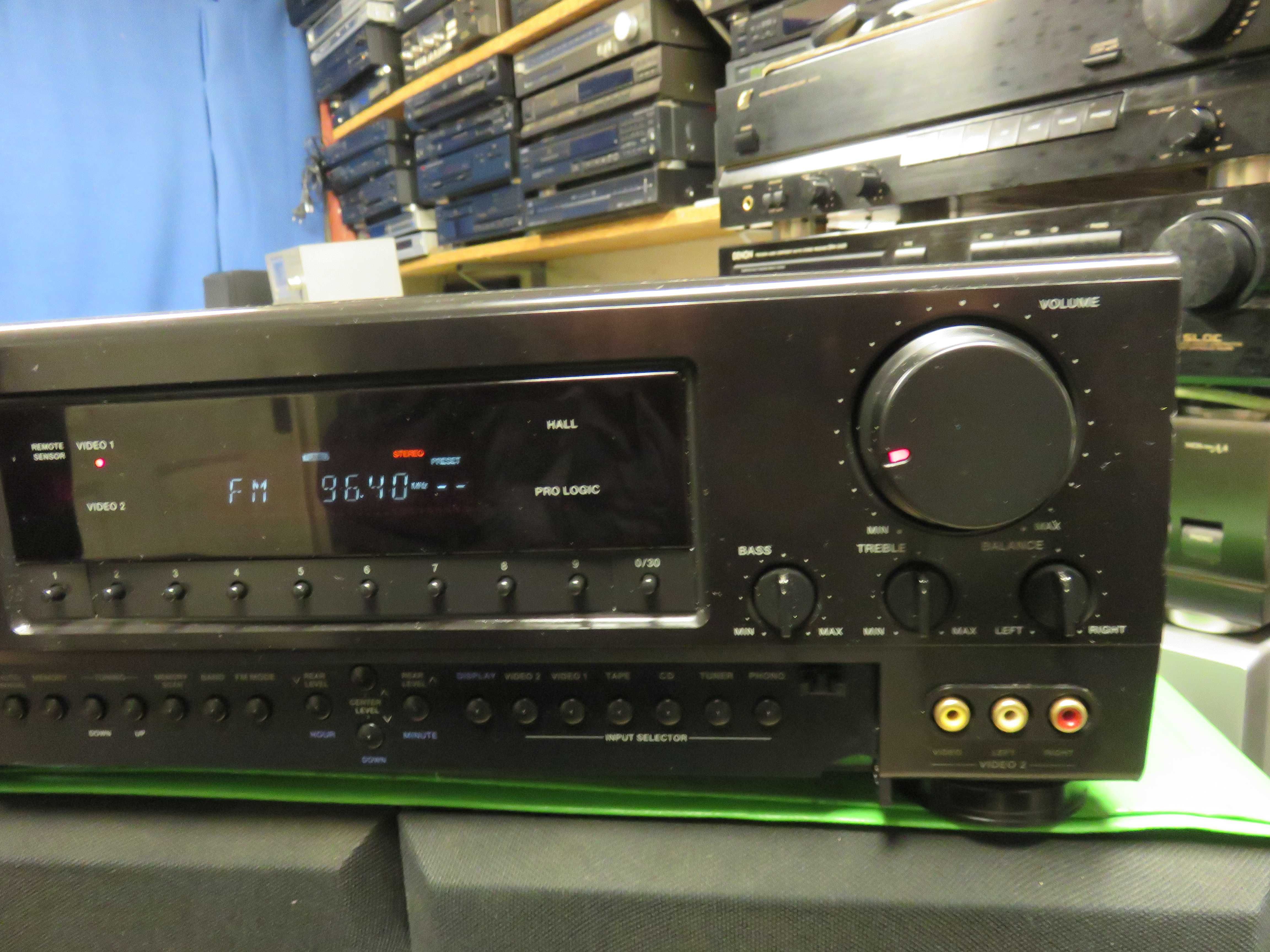 Amplituner AKAI AA-V12DPL