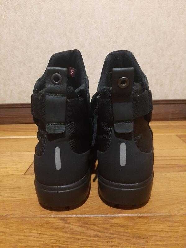 Стильные женские ботинки ECCO SOFT 7 TRED из натуральной замши