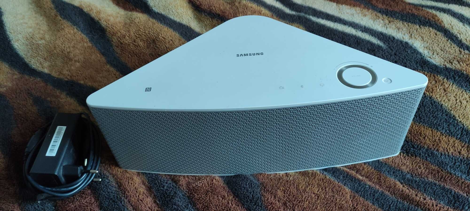 NFC Bluetooth беспровод. (от сети) колонка Samsung Shape M5 (WAM-551)