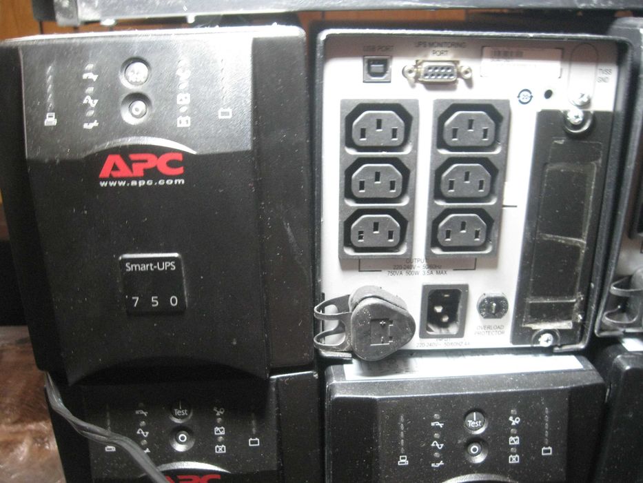 Безперебійник ДБЖ упс APC Smart-UPS 750VA (SUA750I) чистий синус