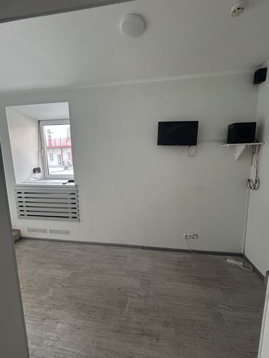 Оренда приміщення 45 м кв Перший поверх, окремий вхід