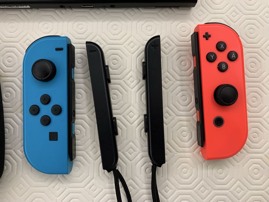 Nintendo Switch com bolsa