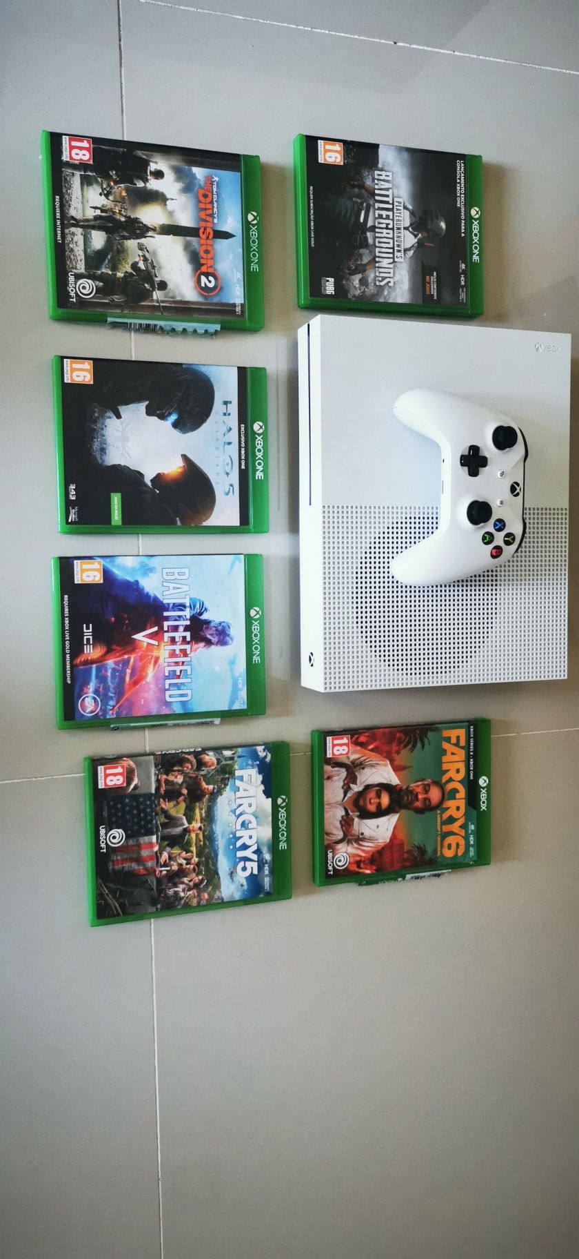 Vendo ou troco por Ps4, Xbox one S + 1 comando