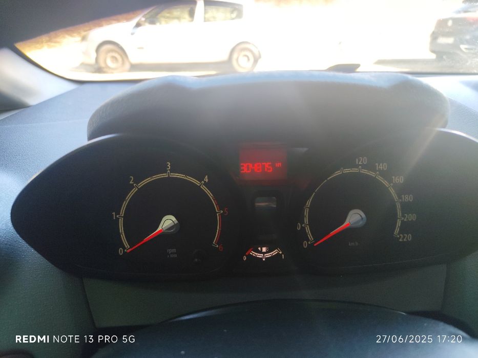 Ford Fiesta econômico, fiável e em muito bom estado!