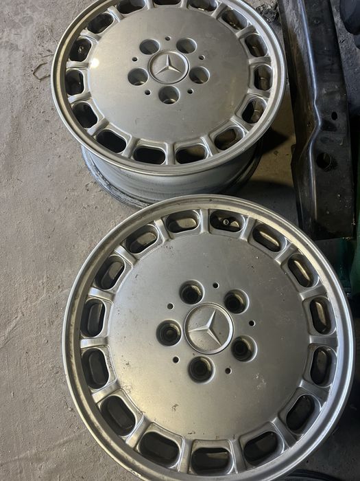 Продам диски мерседес 124 r15 5x112