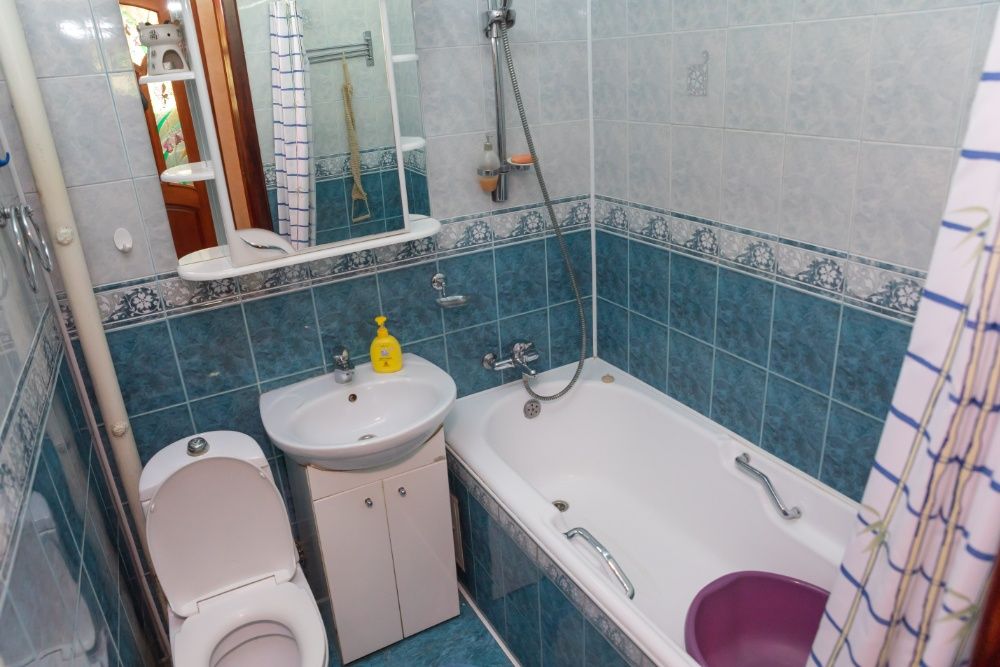 Продаж нерухомості будинку Борислав Львівська обл від власника Карпати