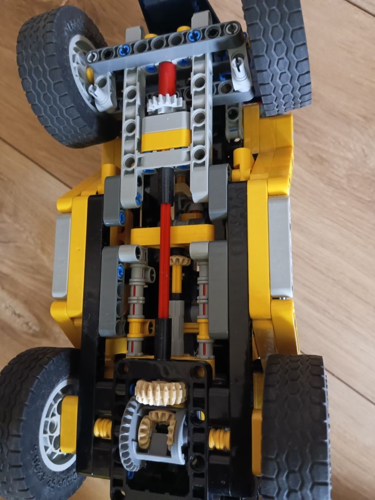 Wózek widłowy Lego Technic 42079