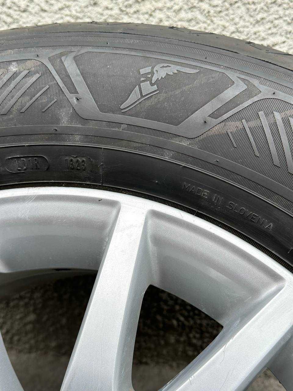 Комплект резини Goodyear EfficientGrip2 SUV 265.65.17.Диски MITSUBISHI