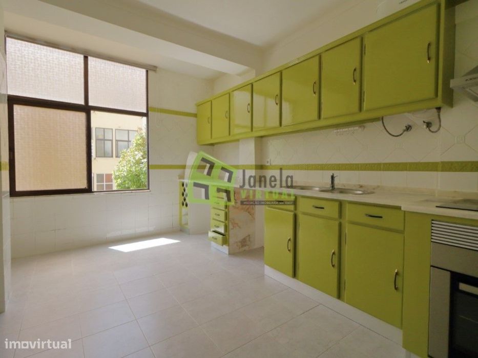Apartamento T2 na Baixa da Banheira