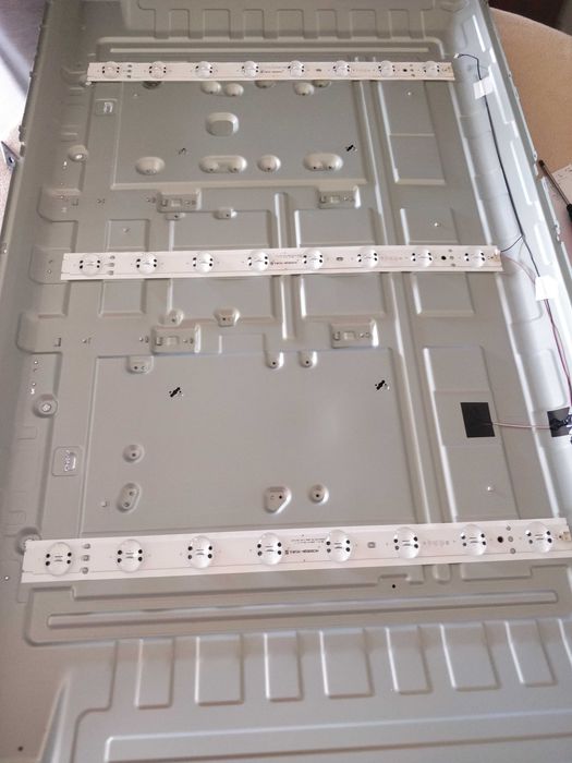 Vendo pack 3 LED's para smart TV LG 50 polegadas - Novos