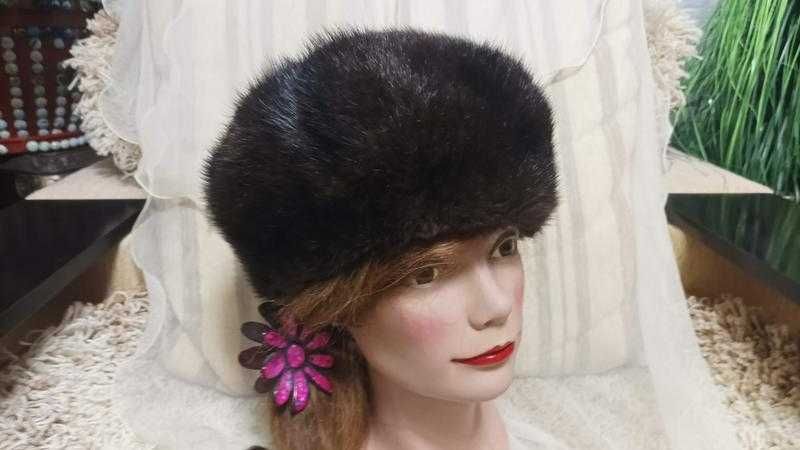 Берет из меха норки размер 57-58