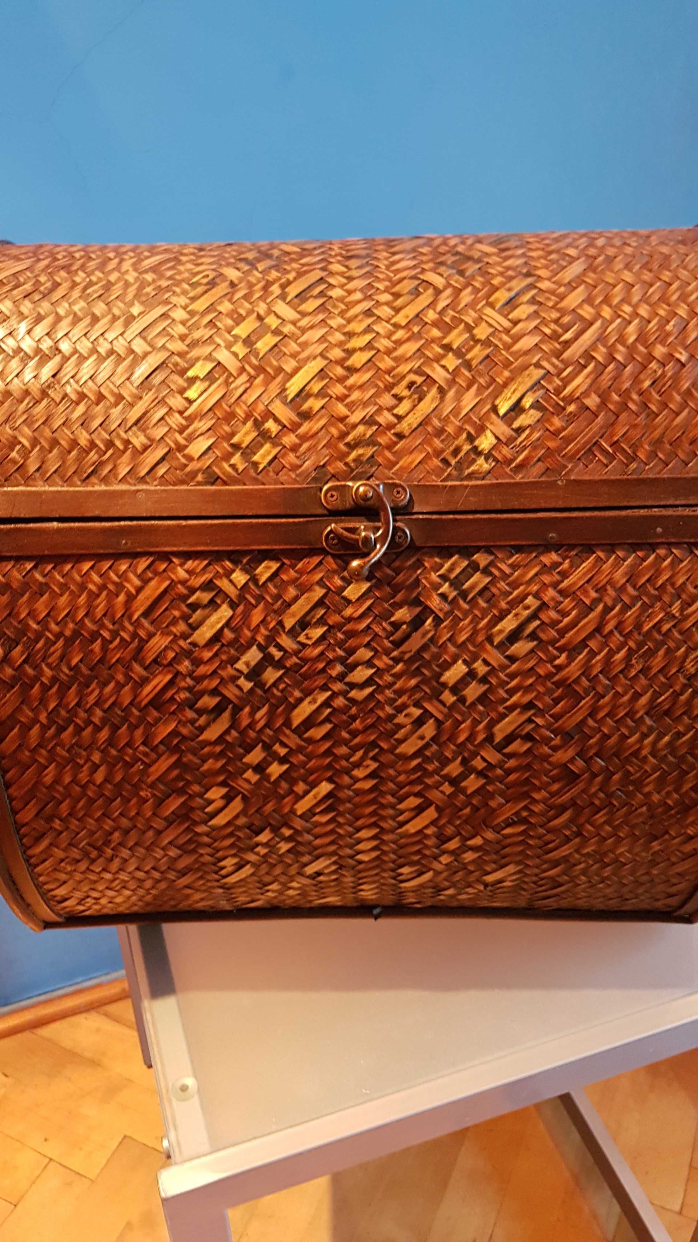 Skrzynia Kufer Kuferek Kosz rattan rattanowa