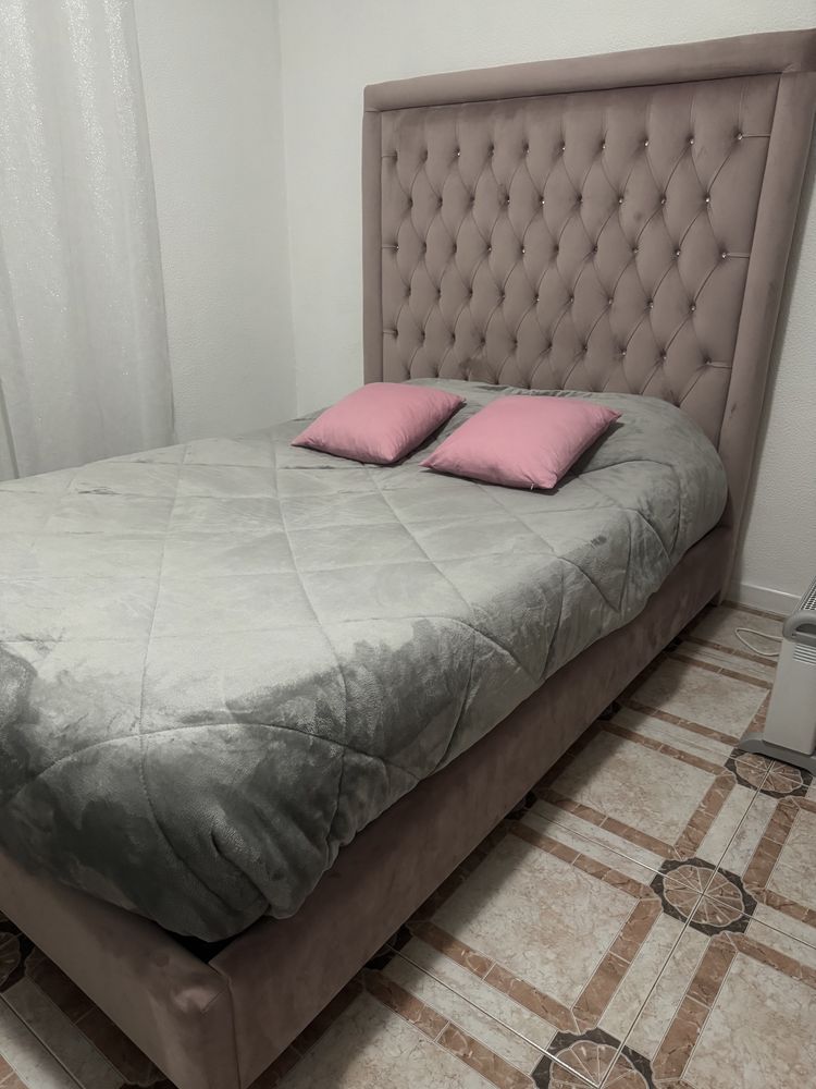 Cama capitone 200x140